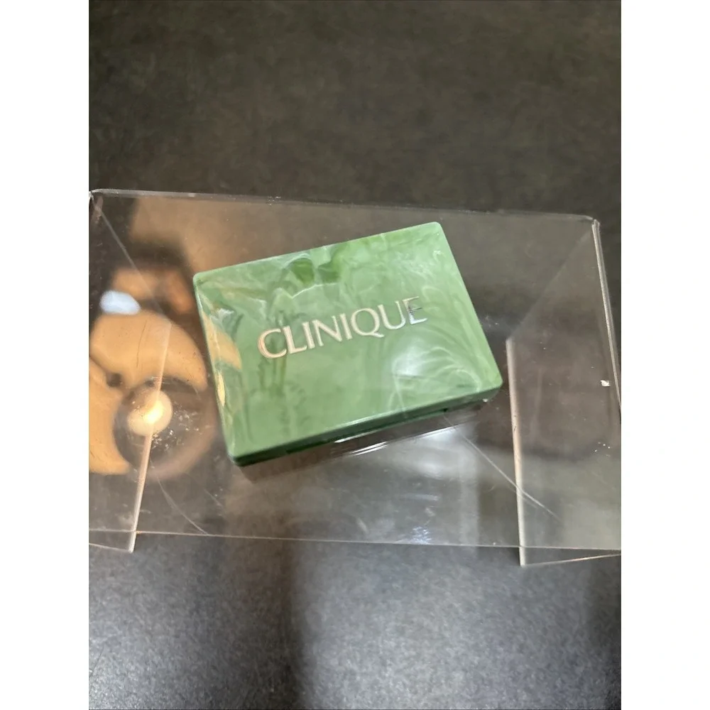Clinique~Eye Shadow Duo~Sparkling Sage and Buttermilk~Discontinued